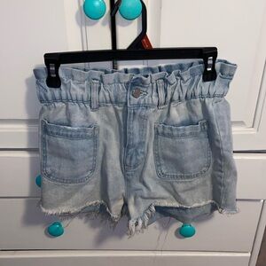 Light Wash Paper Bag Denim Shorts - size 5/26